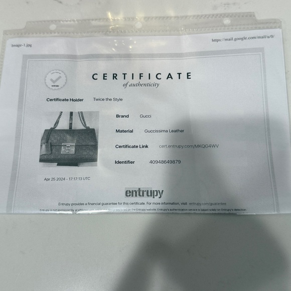 Authentic GUCCI Guccisima Red Leather Medium Padlock Bag - Picture 8 of 11